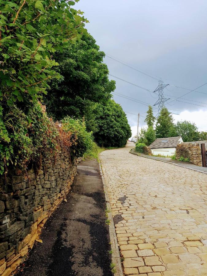 Plough Cottage 1830'S Miners Cottage ฮาลิแฟกซ์ ภายนอก รูปภาพ